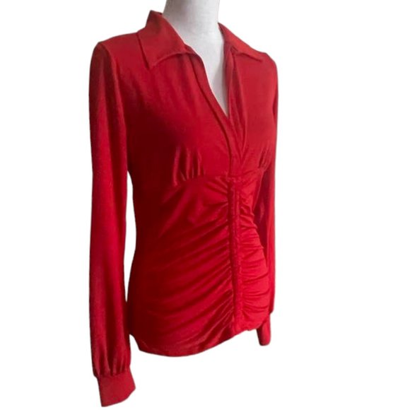 PattyBoutik Red Long Sleeves Rouched Flattering Notch Collar Top - L - Picture 5 of 9